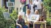 Kunst in alten Mauern: Ein breites Spektrum von Kunstrichtungen präsentierte Obersinner Fröhlich-Villa. Die Künstler (von links, hinten) Elisabeth Köser, Thomas Klose, (Mitte) Christine Wissenbach, Caroline Maiberger-Volpert, (vorne) Reiner Hahn und Irmgard Peetz-Hahn.