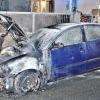 (hf)   Ein technischer Defekt dürfte die Ursache eines Feuers sein, das im Motorraum eines Autos in Gabolshausen entstanden ist. Kurz vor 1 Uhr wurde der Brand bemerkt und die Feuerwehren Gabolshausen und Bad Königshofen zu Hilfe gerufen. Das Feuer konnte jedoch mit dem Gartenschlauch gelöscht werden. Am Auto entstand Totalschaden. Das Auto war an einem Anwesen in der Ortsmitte geparkt. Personen wurden nicht verletzt, weiterer Schaden entstand ebenfalls nicht. Beamte der Polizei Bad Neustadt nahmen noch in der Nacht die Ermittlungen auf.