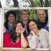 Durchgeblickt: Regisseurinnen und Schauspieler (vorne, von links) Ute Gowor und Sabine Bogen sowie (hinten, von links) Edith Lattin, Andrea Pfeuffer und Peter Gowor.