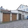 Umgestaltung: Der Rathaus-Anbau mit den Toiletten soll abgerissen werden. Barrierefreie öffentliche Toiletten sollen in der  Herrngasse 9 entstehen.