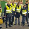 Firmenbesuch: Ernst Hönninger, Niederlassungsleiter des Schober-Logistik-Werks in Goßmanndorf (Dritter von links) zeigte SPD-Bürgermeisterkandidaten Joachim Eck (Vierter von links) und einigen SPD-Stadtratskandidaten den Logistikbetrieb in Goßmannsdorf.
