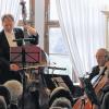 Garanten hervorragender Musik: der Solobassist der Bamberger Symphoniker, Georg Kekeisen, mit dem Ensembleleiter Karlheinz Busch.