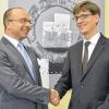 Neuer Strafrichter: Der Direktor des Amtsgerichts Bad Neustadt Joachim Hein (links) hieß Dr. Achim Förster willkommen.
