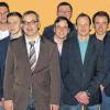 (ki)   Der Obmann der Schiedsrichtergruppe Gerolzhofen, Udo Lenhard, wurde einstimmig wiedergewählt. Er gab die Mitglieder des neuen Gruppenschiedsrichterausschusses bekannt: Als Stellvertreter werden Horst Schatz und als Lehrwart Thomas Desch vorgeschlagen. Junioreneinteiler bleibt David Stadtelmeyer, neuer Kassier wird Christopher Hienz. Vergnügungswarte bleiben Reinhard Peppel und Frank Tallner. Das Lehrteam umfasst künftig Jürgen Ruß, Peter Dotzel, Steffen Mix, Rene Kohl, David Stadtelmeyer und Christopher Hienz. Neuer Betreuer der Schiedsrichter-Fußballelf ist Joachim Feuerbach. Chronist bleibt Joachim Teusen. Von links: Bezirksobmann Norbert Kröckel, Steffen Mix, Rene Kohl, Reinhard Peppel, Christopher Hienz, Jürgen Ruß, Obmann Udo Lenhard, David Stadtelmeyer, Thomas Desch, Frank Tallner, Peter Dotzel, Joachim Feuerbach, Kreisobmann Horst Knorpp, der stellvertretende Obmann Horst Schatz sowie Bezirksvorsitzender Jürgen Pfau.