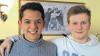 Kumpels: Gastschüler Guillermo Sandi Scott (links) aus Bolivien wohnt seit September bei Benjamin Schäffers Familie in Sommerach. Unser Bild zeigt die beiden im Alt-Berliner Biersalon auf dem Kurfürstendamm.
