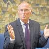Für Stromautobahnen: Jochen Homann, Präsident der Bundesnetzagentur, verteidigt die Ausbaupläne.