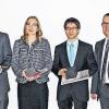 (sg)  Die Schweinfurter Niederlassung der Ferchau Engineering GmbH, Dienstleistungen, hat drei Studenten der FHWS  mit dem Förderpreis ausgezeichnet. Die Nachwuchsingenieure erhielten die Auszeichnung für ihre hervorragenden Studienabschlüsse, die sie in Regelstudienzeit erreicht haben. Niederlassungsleiter Mario Zachmann und Nina Füßer, Personalreferentin, überreichten den Diplom-Ingenieuren den Ferchau-Pokal sowie Schecks in Höhe von insgesamt 1500 Euro. Die Verleihung fand im Rahmen der Absolventenfeier im Rathaus Schweinfurt statt. Die Preisträger: Alberto Streit aus Oberelsbach ist bester Absolvent des Studiengangs Ingenieurinformatik, Abschlussnote 1,02. Der Preis für den besten Diplomanden aus dem Fachbereich Maschinenbau ging an Stefan Köttler aus Stadtlauringen, Abschlussnote  1,06. Im Fachbereich Wirtschaftsingenieurwesen wurde Karolina Hümpfner (Aidhausen) ausgezeichnet. Sie machte ihren Abschluss mit der Note 1,14. Im Bild (von links) Alberto Streit, Karolina Hümpfner, Stefan Köttler und Ferchau-Niederlassungsleiter Mario Zachmann.