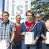 Dreimal die Note 1: Die Ausbilder im Unternehmen Lisi Automotive KKP GmbH in Mellrichstadt, Günther Schmidt, Alexander Dörr, Mathias Bartsch und Theresa Lörzer (hintere Reihe, von links) dürfen mit Recht stolz sein auf das traumhafte Abschlussergebnis ihrer Ausbildungsabsolventen, (vordere Reihe von links) Robert Lindemann aus Mittelstreu, Patrick Gluth aus Mellrichstadt und Isabel Schrenk aus Ginolfs.