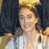 Julia Wesel übergab die Krone der Weigenheimer Weinprinzessin an ihre Nachfolgerin Annalena Albrecht.