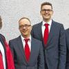 Neues Führungsteam in der Sparkasse Ostheim: Direktorin Angelika Zotter (links) und Marktbereichsleiter Wolfgang Sauer (rechts) mit dem neuen Geschäftsstellenleiter Dieter Helmrich (Zweiter von links) und seinem Stellvertreter Marcel Reitner (Zweiter von rechts).