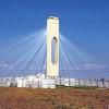 Mission: Mit Solarturmkraftwerken wie diesem nahe der spanischen Stadt Sevilla will Desertec Wüstenstrom aus Nordafrika und dem Nahen Osten auch nach Europa exportieren.