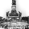 Schon damals ein starker Verein: 1959 unternahm die Grünsfelder Frauengemeinschaft einen Ausflug zum Niederwald-Denkmal.