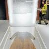Begehrt: Das Veringenstadter Hexenhemd aus dem 17. Jahrhundert bleibt vorerst einmal in der Vitrine.