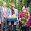 Arbeitsjubiläum: Peter Knaup (Bildmitte) wurde für seine 40-jährige Betriebszugehörigkeit bei der Firma Sperling geehrt. Im Bild von links Sieglinde und Josef Sperling, Peter und Brigitte Knaup sowie Juniorchef Ingo Sperling.