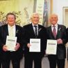 Geehrt: Sie führten den Gesangverein Frohsinn Leinach auf eine gute Bahn, (von links) Günter Franz, Waldemar Franz, Ehrenvorsitzender Friedrich Franz, Walter Bauer und Vorsitzender Reinhard Steinmetz.