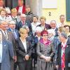 (jul)   Jubelkonfirmation wurde in Rüdenhausen gefeiert, begleitet vom Kirchenchor Wiesentheid und dem Posaunenchor Rüdenhausen. Den Gottesdienst hielten die Geistlichen Martin Fromm und Ernst-Ludwig Werner. Alle Jubilare, die an diesem Tag ihre goldene Konfirmation feierten, waren die ersten Konfirmanden, die Pfarrer Werner nach seinem Amtsantritt in Rüdenhausen konfirmiert hat. Die ältesten Jubilare sind vor mehr als 70 Jahren  konfirmiert worden.