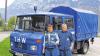 In den Alpen: Helmut Aulbach und Michael Roth bei der Überführung des Marktheidenfelder THW-Fahrzeugs nach Genua.