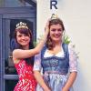 Prichsenstadts zweite Weinprinzessin: Die Aufgabe, Hanna I. zu krönen, übernahm die fränkische Weinkönigin Kristin Langmann.