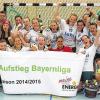 Geschafft – die SG/DJK Rimpar steigt in die Frauen-Bayernliga auf: (hinten von links) Teambetreuer Matthias Gerhard, Physiotherapeut Thomas Gütling, Mona Zimmermann, Verena Hoffmann, Lydia Wummel, Christine Männich, Juliane Wenke, Anna Dennerlein, Kilian Mark, Trainer Matjaž Krže, Abteilungsleiterin Waltraud Sauer sowie (vorne von links) Melanie Meyer, Stephanie Knorz, Patricia Stannetter, Christina Stapf, Susanne Scheller, Jennifer Mathan, Valeska Stonawski und Rebekka Blattner.