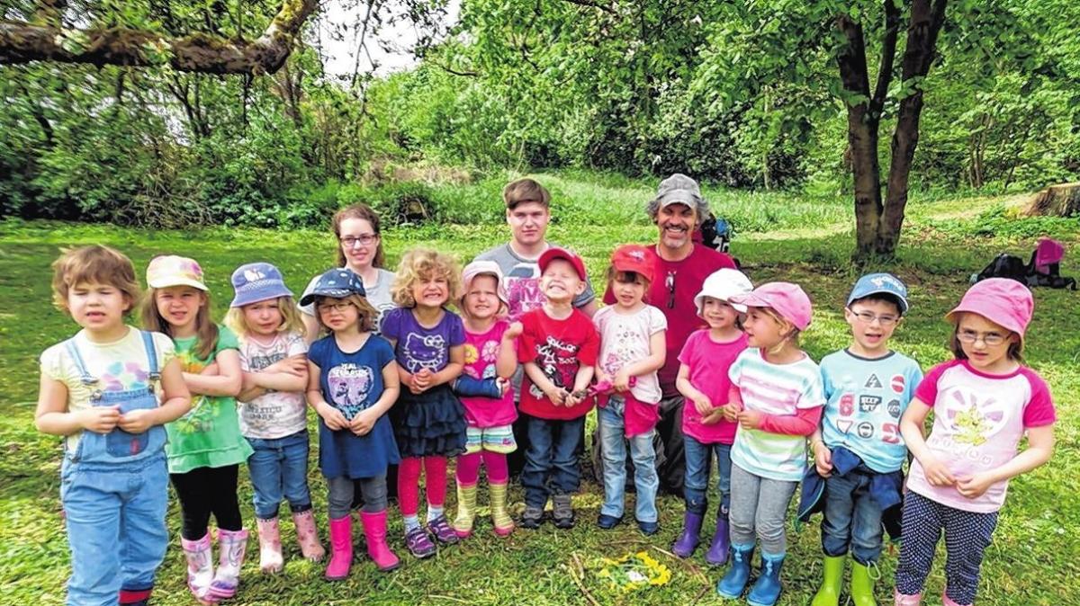 MITTELSTREU Auf Der Wiese Ist Was Los mittelstreu-auf-der-wiese-ist-was-los