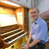 Virtuos: Der sympathische Meisterorganist Wolfgang Schneider gab ein packendes Konzert an der Hey-Orgel in Mellrichstadt.