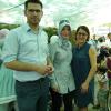 Unkomplizierte Starthilfe: Ditib-Vorsitzender Yasin Yavuz, Organisatorin Sare Delibas und Integrationsbeirätin Berrin Aras bei der Spendenübergabe in der Zentralmoschee.