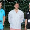 Gehen einen gemeinsamen Weg: Handball-Zweitligist DJK Rimpar Wölfe mit seinen Geschäftsführern Daniel (links) und Roland Sauer (rechts) kooperiert im Bereich Sponsoring/Vertrieb künftig mit Ex-Nationaltorwart Chrischa Hannawald.