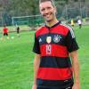 Vielseitig: Der Spielertrainer des TSV Unsleben, Klaus Mauer, stellt sich dort auf, wo es für die Mannschaft am besten ist.