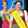 Gekrönt: Sabrina Moriggl (rechts) ist die neue Bayerische Honigkönigin.