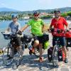 Viele schöne Landschaften durchquerten Sven, Steffen und Fred Krauß auf ihrer Rad-Wallfahrt nach Rom, so wie auf dem Bild am Gardasee. Viele schöne Landschaften durchquerten Sven, Steffen und Fred Krauß auf ihrer Rad-Wallfahrt nach Rom, so wie auf dem Bild am Gardasee.
