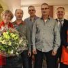 Familiär: Das Autohaus Vorndran ehrte seine langjährigen Mitarbeiter. Im Bild (von links) Helmut und Gisela Vorndran, Manfred May, Jürgen Lösch, Michael Rott, Guido und Anette Vorndran.