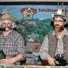 Hubertus und Timotheus (Elke Krüger und Heidrun Wagner) waren mit ihrem Jägerlatein zu Ende, als sie merkten, dass es zuhause im warmen Bett doch gemütlicher ist als stundenlang auf dem Hochsitz.