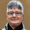 Karin Müller, 54, Ochsenfurt: „Ich verzichte dieses Jahr auf Schokolade und esse weniger Süßes, fast gar nichts eigentlich. Vor allem abends vor dem Fernseher fällt es mir etwas schwer, aber dann nehme ich mir einfach eine Mandarine oder ein anderes Obst. Ob ich das aber auch wirklich bis Ostern durchhalte, weiß ich noch nicht. Auf jeden Fall habe ich es mir fest vorgenommen.“
