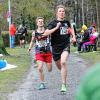 Kilian Bauer (rechts) und Felix Bäckmann beim Zieleinlauf am Sieboldswäldchen.