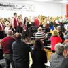 Beide Kapellen zum Schluss musikalisch vereint ? die Gäste hielt es nicht mehr auf den Stühlen. Beide Kapellen zum Schluss musikalisch vereint ? die Gäste hielt es nicht mehr auf den Stühlen.