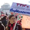Oktober 2015: TTIP-Gegner demonstrieren in Berlin gegen das transatlantische Handelsabkommen.