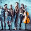 (hb)   Ein Konzert mit dem Streich-Quartett „La Finesse“ findet am Samstag, 19. März, um 19.30 Uhr in der Alten Kirche in Schonungen statt. Die vier jungen Damen bieten Streichmusik von Pop bis Klassik. Zu hören sind unter anderem Kompositionen von Edward Grieg, „Summertime“ von Gerswhin, die schönsten Melodien aus „West Side Story“ und „Spiel mir das Lied vom Tod“ sowie Zigeunermusik. Wer eine von drei Freikarten gewinnen möchte, ruft am Donnerstag, 17. März, zwischen 16 und 16.15 Uhr beim Kulturkreis Alte Kirche unter  (0 97 21) 75 70 10 1 mit dem Stichwort „La Finesse in Amerika“ an. Karten gibt es im Vorverkauf für zwölf Euro bei Schreibwaren Helmschrott Schonungen, Buchhandlung Vogel Schweinfurt sowie  kulturkreis-alte-kirche@gmx.de