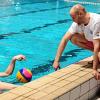 Bundestrainer Patrick Weissinger (rechts) im Gespräch mit Nationalmannschaftskapitän Julian Real (links). Für den 42-Jährigen zählt am Samstag weniger das Ergebnis als die Umsetzung der Trainingsinhalte.