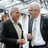 Der Landesvorsitzende der baden-württembergischen CDU, Thomas Strobl (links), und der baden-württembergische Ministerpräsident Winfried Kretschmann (Bündnis 90/Die Grünen) kommen sich näher.