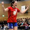 Auf dem Weg zum Meistertitel? Bergtheims Handballerinnen um Martina Gerdes erwarten am Samstag im letzten Heimspiel der Saison den TS Herzogenaurach.