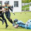 Lennart Schröder von den Würzburg Panthers mit dem Ball auf dem Weg zum Touchdown.