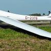 Das neue Erscheinungsbild des Giebelstädter Doppelsitzers: Winglets an den Flächenenden und rote Warnmarkierungen.
