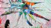(dpa)   Im Rausch der Farben: Bunte, meist großformatige Tafelbilder von Katharina Grosse sind im Museum Frieder Burda zu sehen. Bis 9. Oktober präsentiert die Baden-Badener Ausstellungshalle die malerische Entwicklung der Künstlerin. Ein Highlight ist eine sieben mal zehn Meter große, schräg im Raum stehende Riesen-Ellipse, die sich schon durch ihre Dimension einen besonderen Auftritt im Hauptsaal sichert. Ihr hängen drei, kaum minder große neuere Werke gegenüber. Darunter zwei bislang noch nicht öffentlich gezeigte Leinwände aus diesem Jahr, in denen die Sprühfarbe in dunklen Kaskaden über die Malfläche bricht. Katharina Grosse zählt zu den wichtigsten Künstlerinnen ihrer Generation und zu den wenigen Frauen, die sich an große Formate wagen. In ihrer Malerei überwindet sie häufig die Oberfläche und breitet sich auf Wände, Decken, Böden oder Gegenstände im Raum aus. Im Museum Frieder Burda konzentriert sich die Künstlerin auf die klassische Form der Malfläche. Zwischen Farbkaskaden, Tropfen, verschlungenen und geraden Linien kann der Betrachter die eine oder andere Fußspur entdecken, die darauf hinweist, wie das Bild von der Horizontalen in die Vertikale gebracht wurde. Grosse ist 1961 in Freiburg geboren, sie lebt und arbeitet in Berlin, seit 2010 ist sie Professorin an der Kunstakademie Düsseldorf.