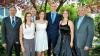 Hochschulreife erworben: Die vier Abiturienten mit den besten Durchschnittsnoten sind (von links) Josepha Hart (1,3), Freya Ortmann (1,0), Christian Guck (1,1) und Sophia Derlet (1,3), mit ihnen freuen sich Schulleiter Wolfgang Klose (links), stellvertretender Bürgermeister Philipp Sebald und Landrat Thomas Habermann (rechts). Foto: R. Vossenkaul
