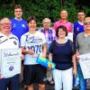 Die neuen Vorsitzenden des Sportvereins Gaukönigshofen Steffi Kübler (links) und Sandra Pfeuffer, eingerahmt (von links) von Alfons Kapaun, Gerald Düchs, Heinz Neeser, Georg Götz, Simon Dürr und Peter Pürner.