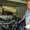 Manfred Geb liebt seine zweirädigen Oldtimer. Beim Weinfest in Garstadt zeigt er seine Raritäten. Manfred Geb liebt seine zweirädigen Oldtimer. Beim Weinfest in Garstadt zeigt er seine Raritäten.
