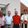 Sie freuen sich über das gelungene Werk des Skiclubs (von links): zweiter Bürgermeister Dieter Wagner, zweiter Vorsitzender Norbert Kolb, Bürgermeister Peter Neubert, Vorsitzender Mario Geßner, Pfarrer Andreas Bauer und Diakon Thomas Weiß.