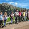 Schon seit 40 Jahren zieht es die Retzbacher Ministranten in den Sommerferien nach Österreich in die „Villa Kranz“ in Krumbach. Das Bild zeigt die Gruppe der Mädchen im Großen Walsertal.
