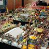 Highlight der Ausstellung dürfte diese Kirmesanlage im H0-Maßstab mit vielen Buden und Fahrgeschäften sein.