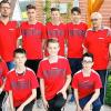 Die zweite Meisterschaft in Folge feierte die Tischtennis-Jugendmannschaft des SC Roßbrunn/Mädelhofen und schlägt nun in der 1. Kreisliga auf. Die Meisterschaft holten (hinten von links) Jürgen Palme (Abteilungsleitung und Betreuung), Jonas Palme, Jannick Roth, Maximilian Palme, Herbert Ringelmann, Dieter Kretschmer (beide Abteilungsleitung und Betreuung); (vorne von links) Lea Palme, Tim Palme, Luca Roth und Lukas Müller.   Foto: Dieter Kretschmer/SCRM